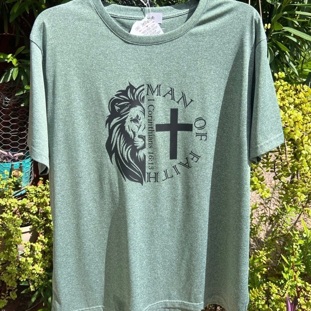 Gildan Green Short Sleeve Tee with Lion Cross Design